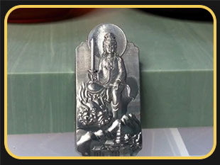 隕石用什么雕刻工具好_全自動小型玉雕機(jī)K20雕刻